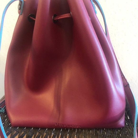 Burgundy Satchel - Picture 1 of 2